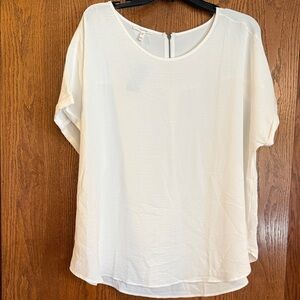 Maurices Cream Women's Blouse
